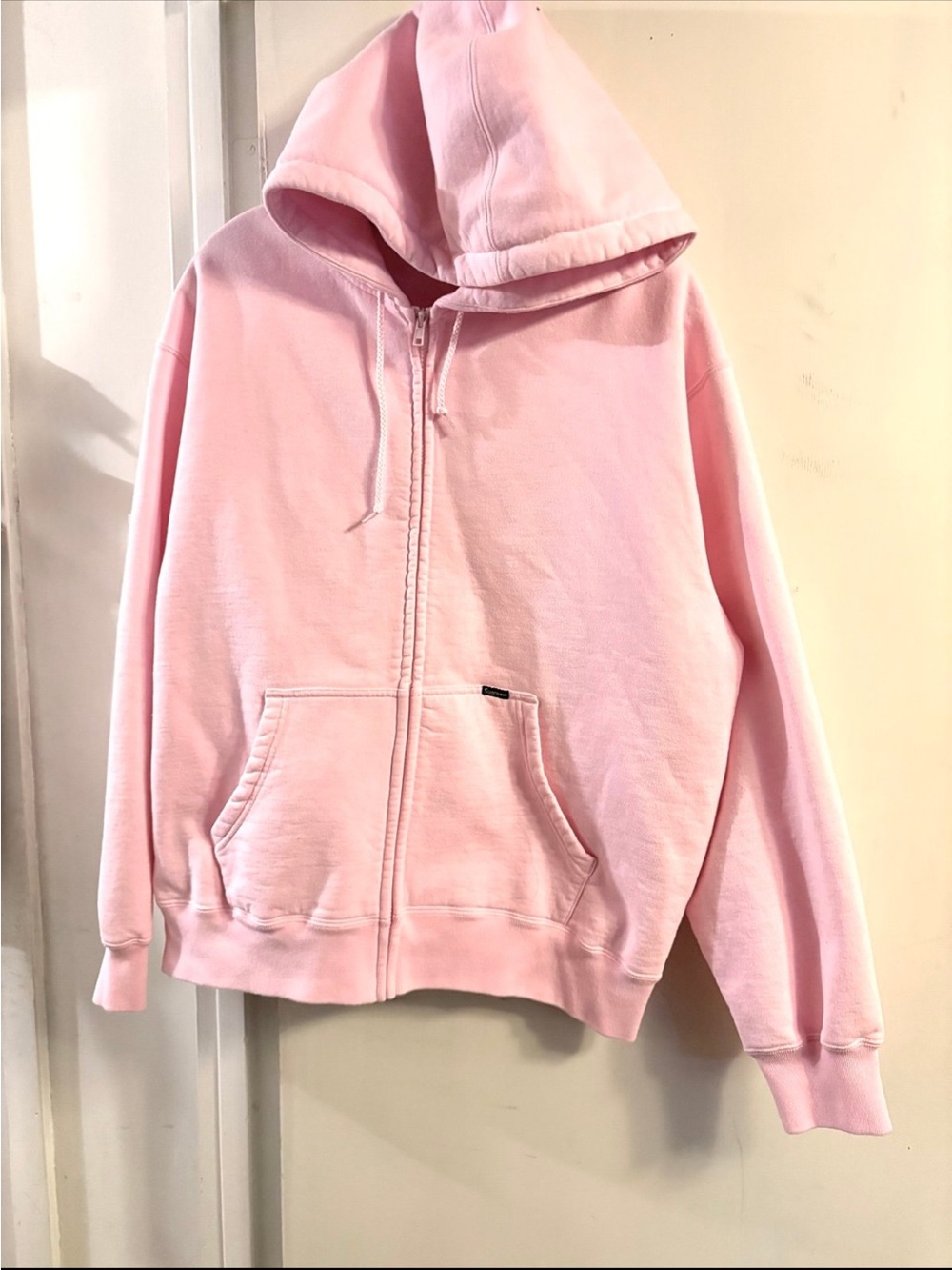 Supreme pink hoodie